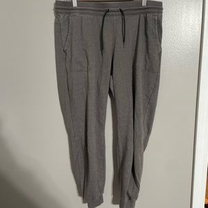 Columbia joggers large